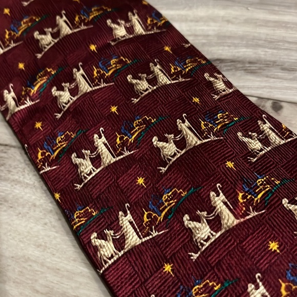 🌻3/$15 Nativity Tie by Christians Closet. - Picture 2 of 4